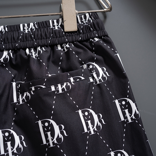 ブランドハーフパンツ全体デザイン